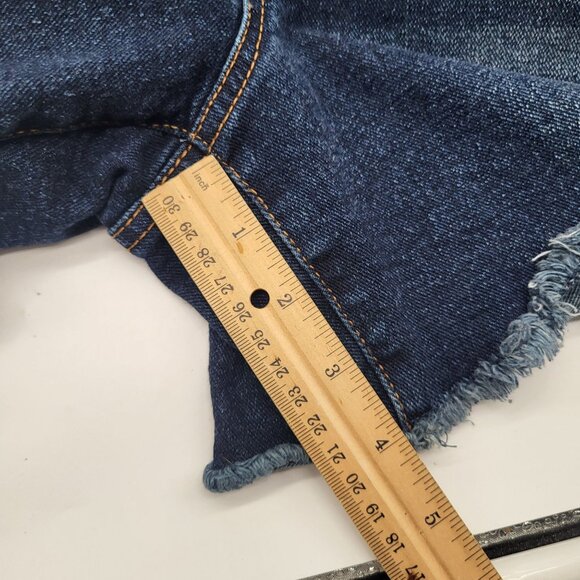 NO BOUNDARIES SZ 11 Juniors Hi Rise Destructed Jean Shorts Button Fly Cut Off - Picture 10 of 10